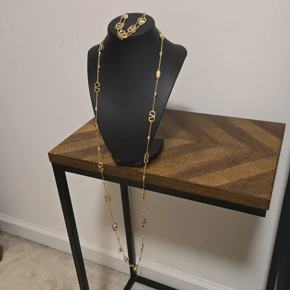 Valentino Gold Necklace and Bracelet Set - Picture 6 of 13